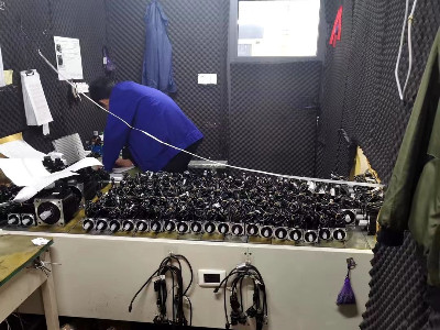 伺服驅動器可以和不同品牌或規格的伺服電機一起使用嗎？